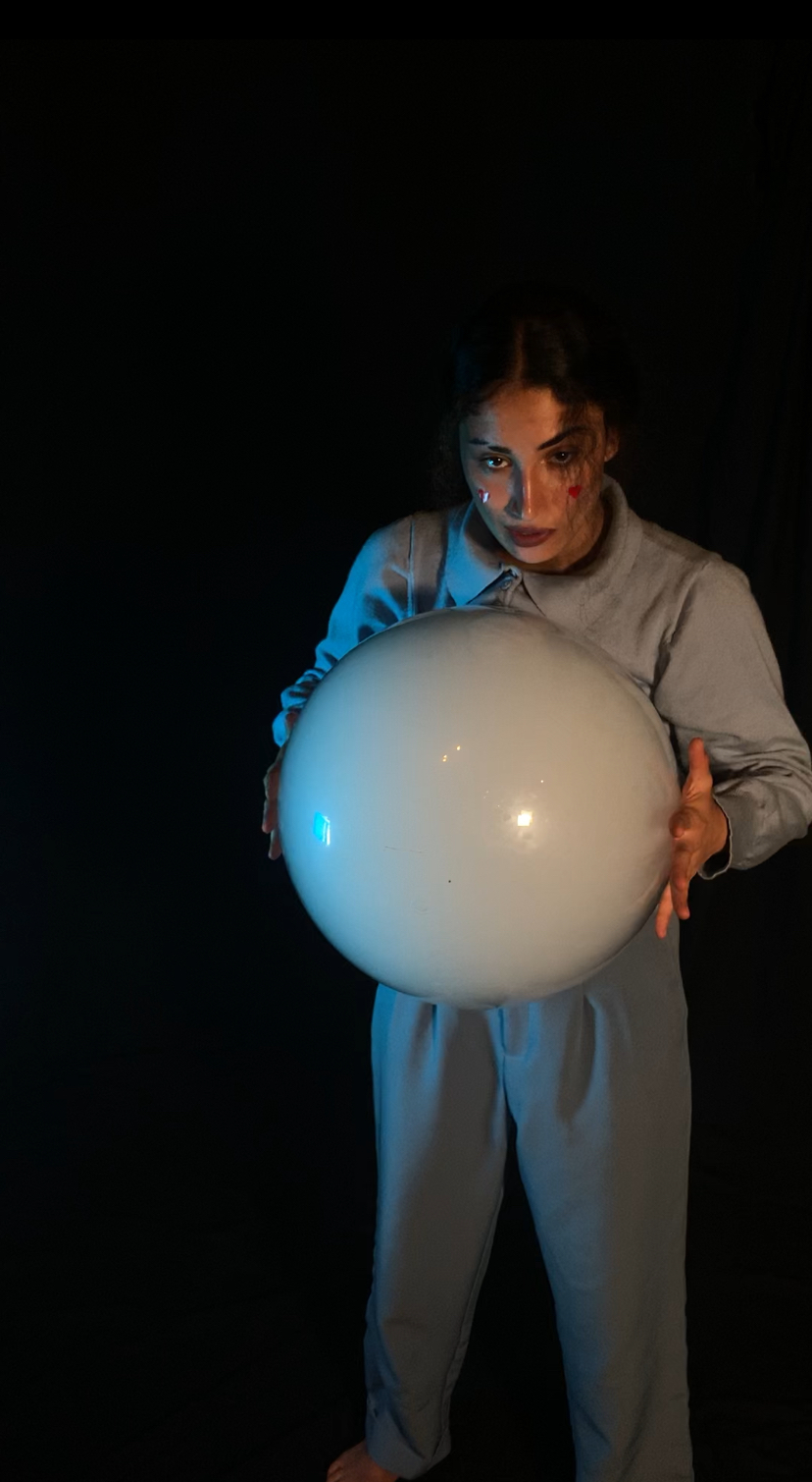 Alicia Wants To · esfera